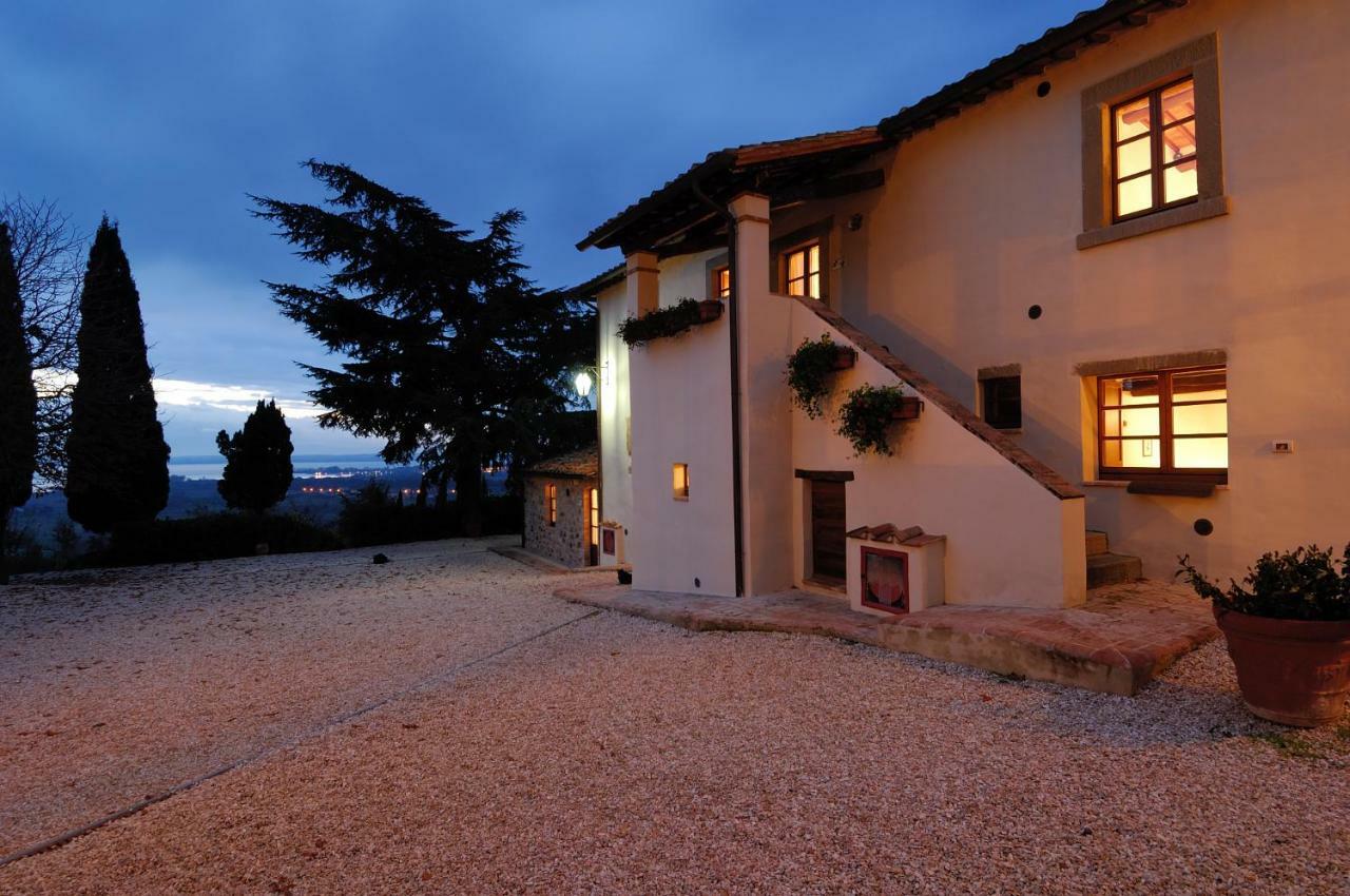 Relais Borgo Torale Hotel Passignano sul Trasimeno Eksteriør billede