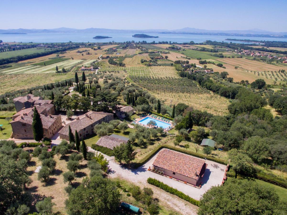 Relais Borgo Torale Hotel Passignano sul Trasimeno Eksteriør billede