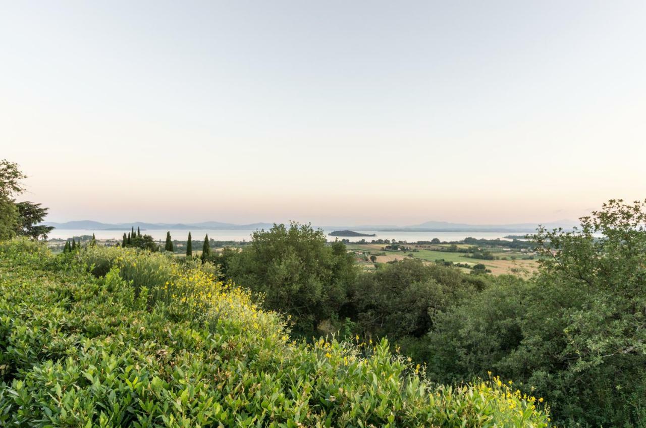 Relais Borgo Torale Hotel Passignano sul Trasimeno Eksteriør billede