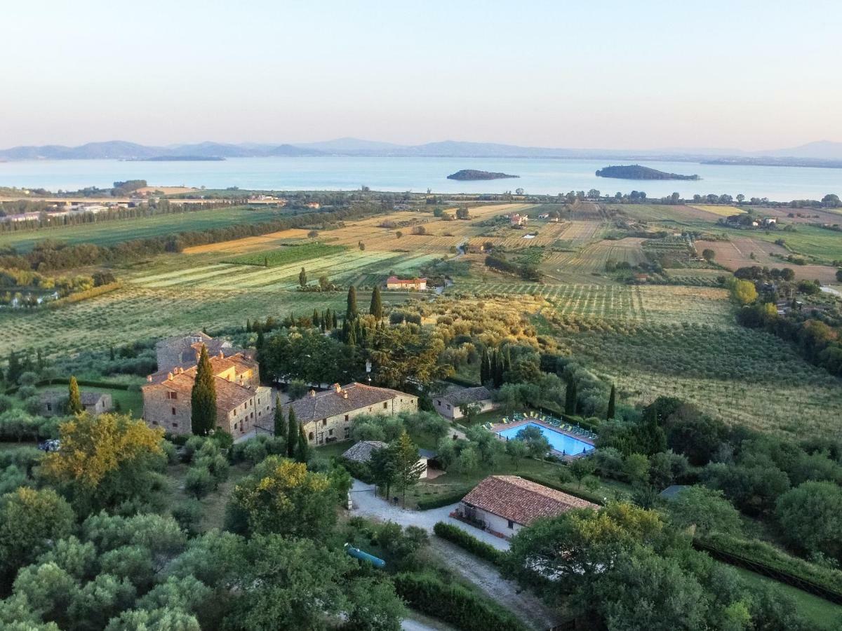 Relais Borgo Torale Hotel Passignano sul Trasimeno Eksteriør billede